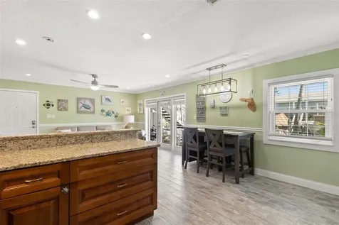 5243 Beach Drive SE St Petersburg FL 33705