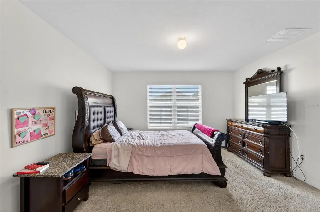 10232 Geese Trail Circle Sun City Center FL 33573