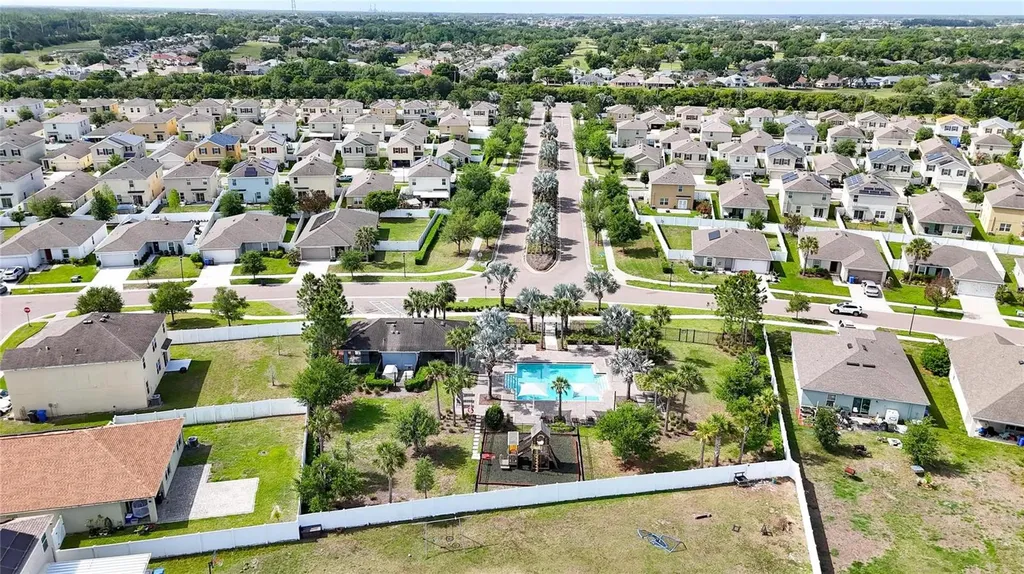10232 Geese Trail Circle Sun City Center FL 33573