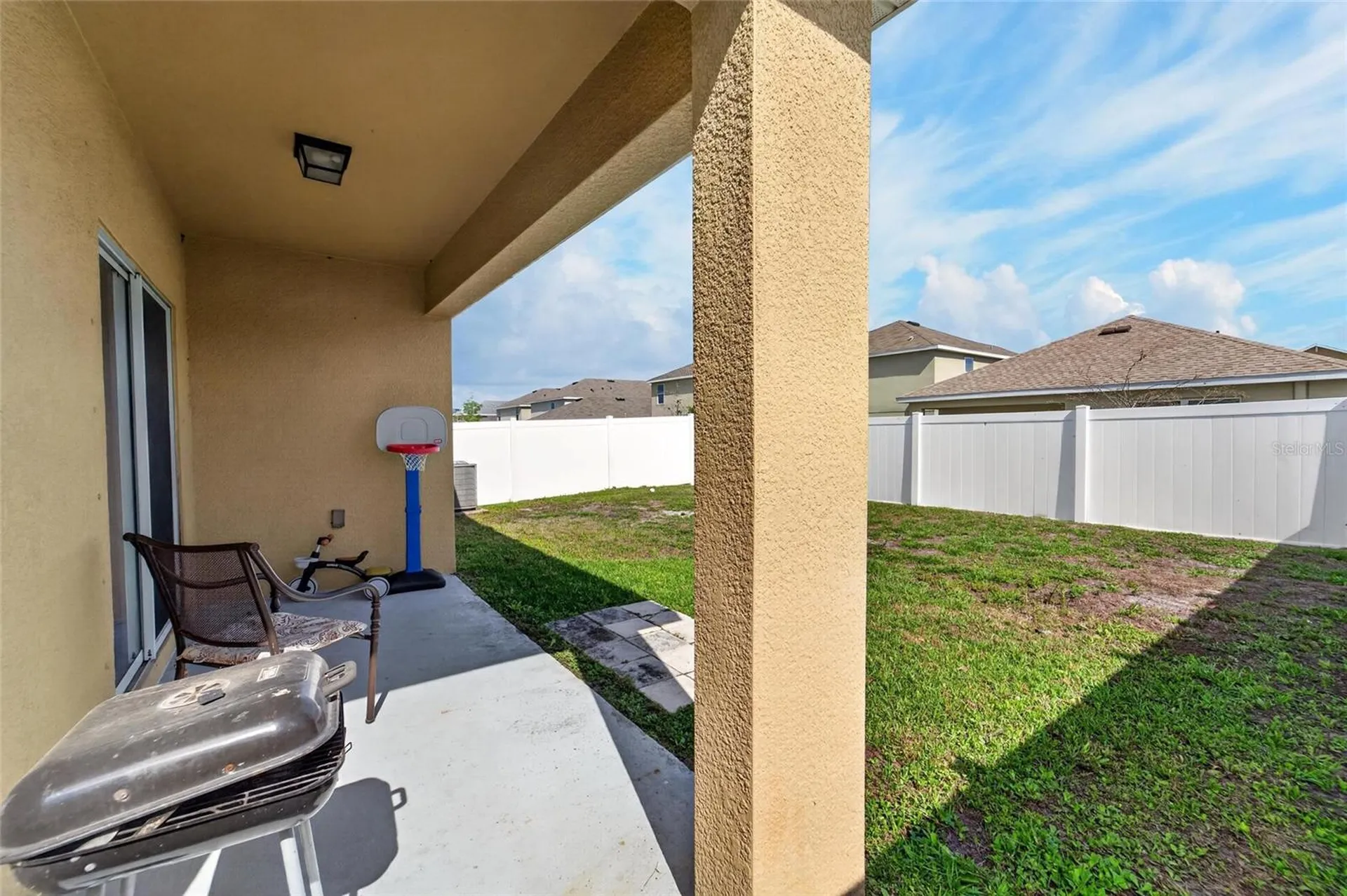10232 Geese Trail Circle Sun City Center FL 33573