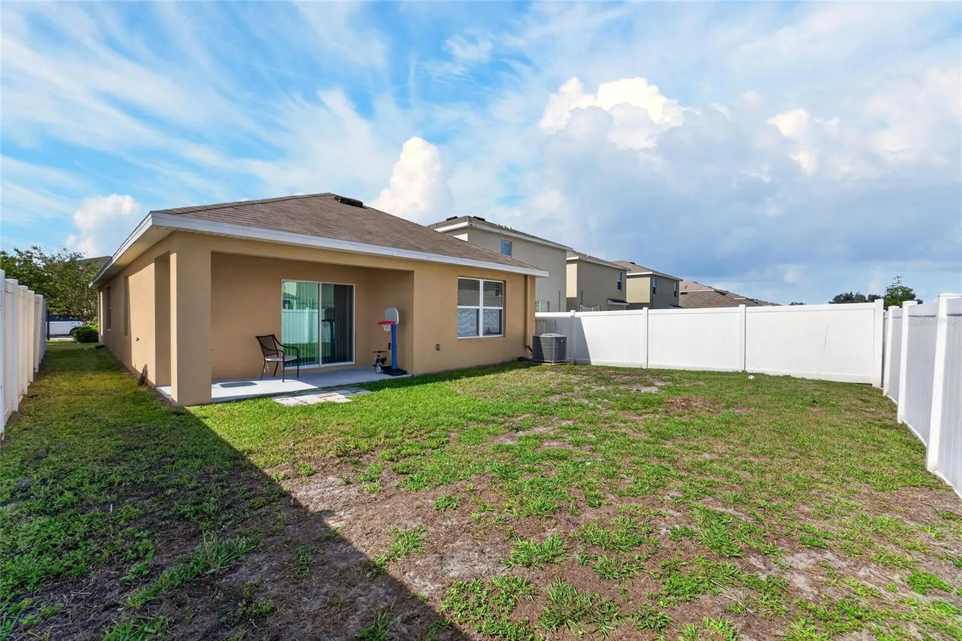 10232 Geese Trail Circle Sun City Center FL 33573