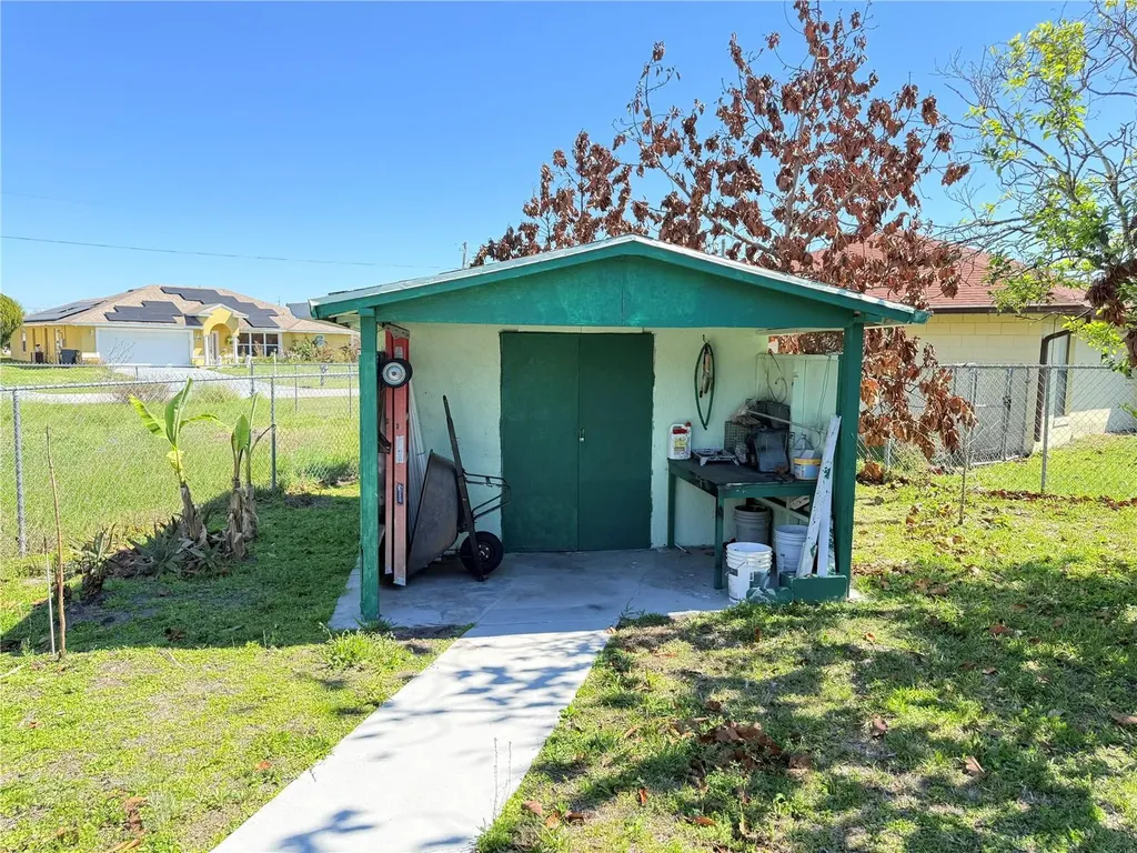 302 Miami Place Kissimmee FL 34759