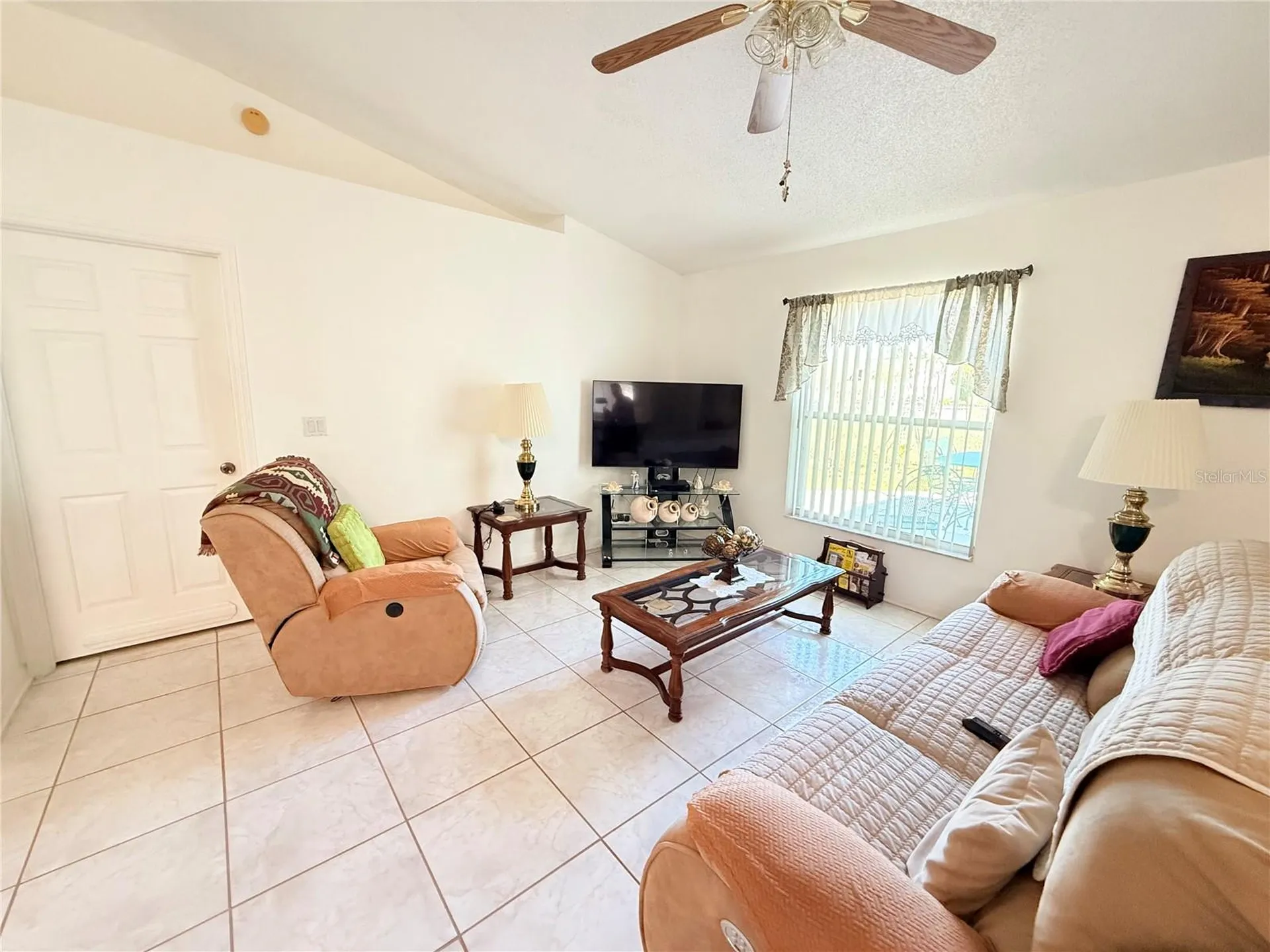 302 Miami Place Kissimmee FL 34759
