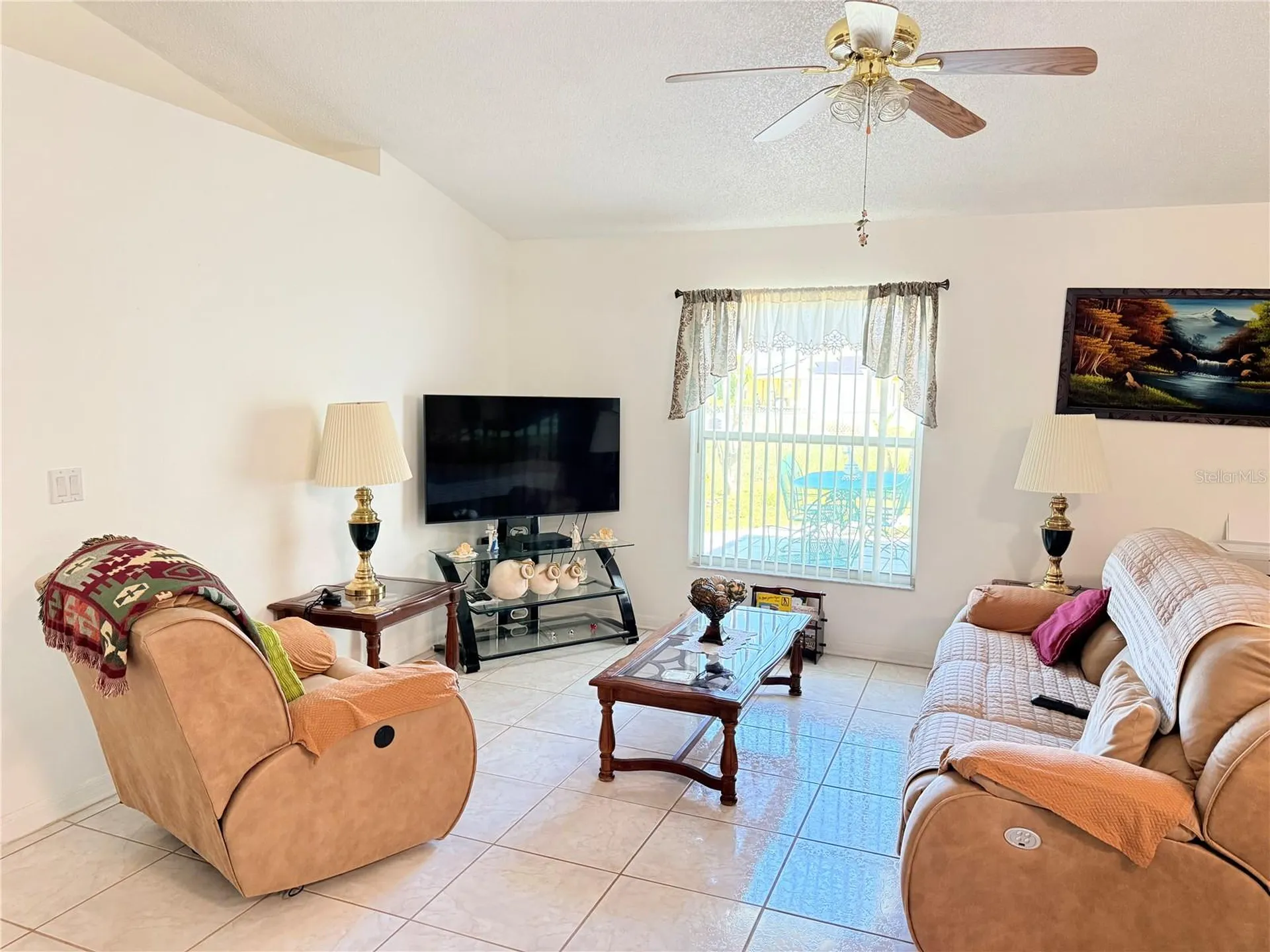 302 Miami Place Kissimmee FL 34759