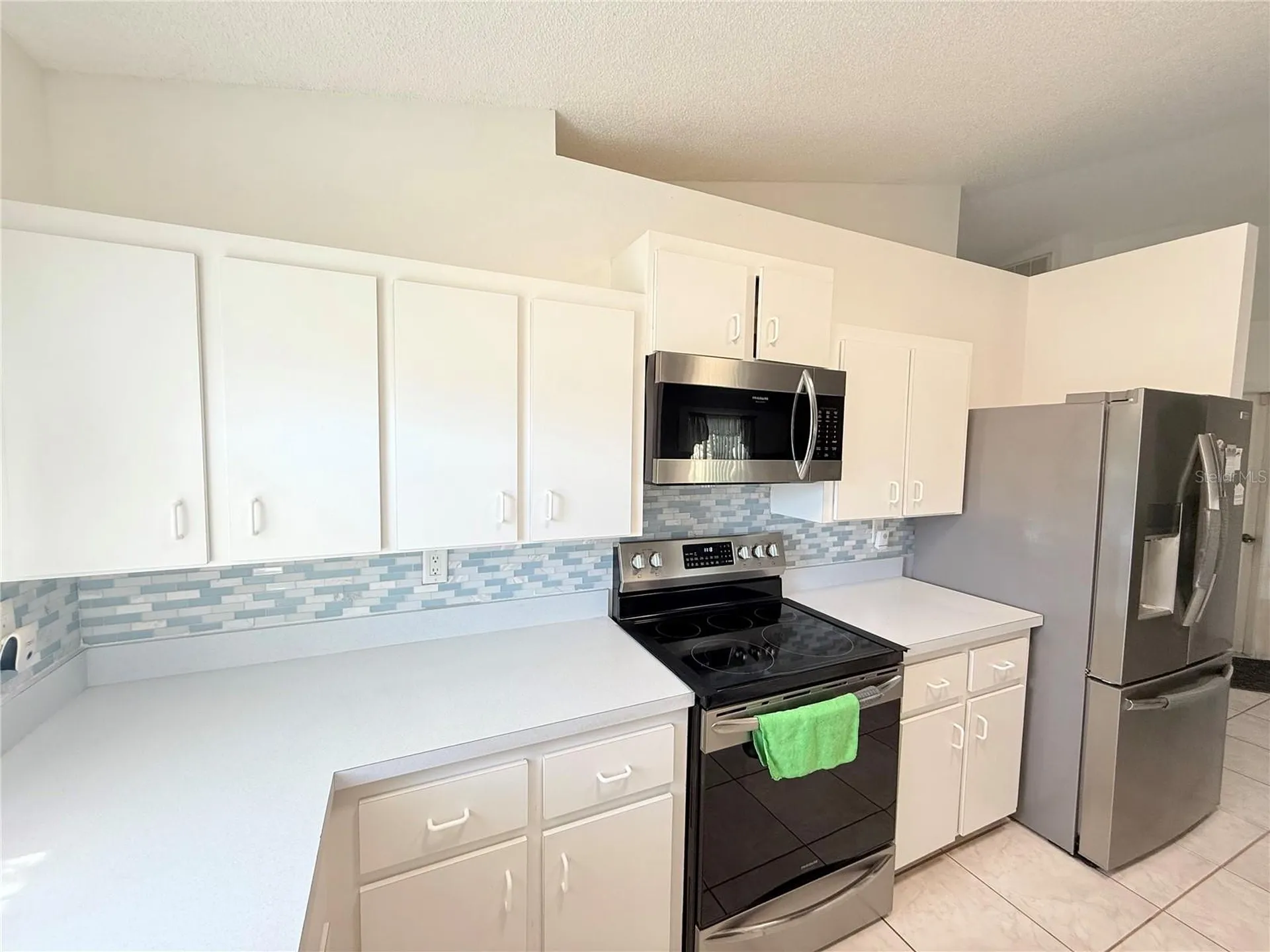 302 Miami Place Kissimmee FL 34759