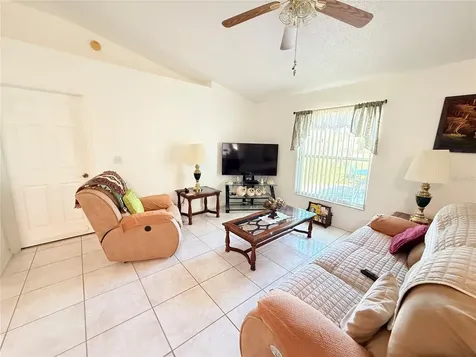 302 Miami Place Kissimmee FL 34759