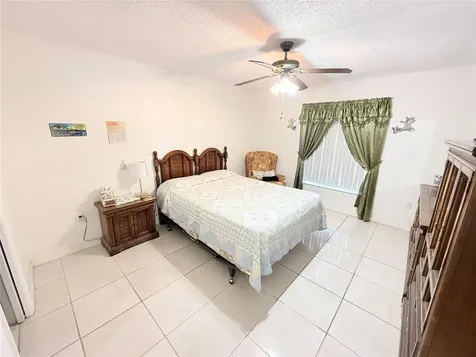 302 Miami Place Kissimmee FL 34759