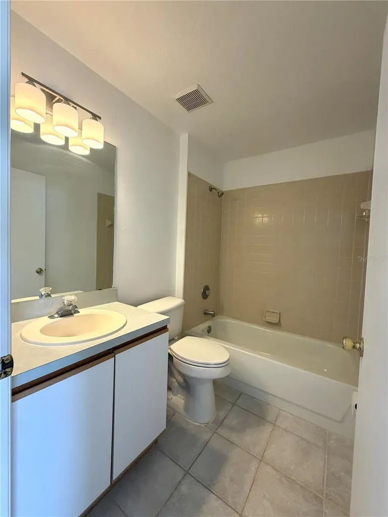 9176 Fort Jefferson Boulevard Orlando FL 32822