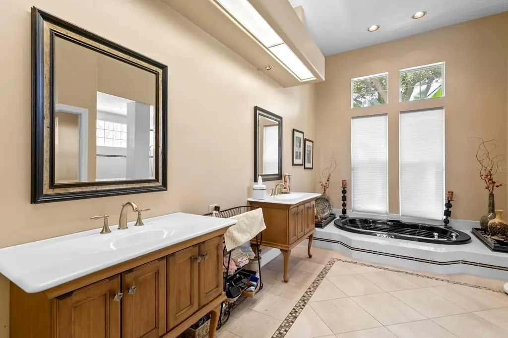 7361 Watersilk Drive Pinellas Park FL 33782
