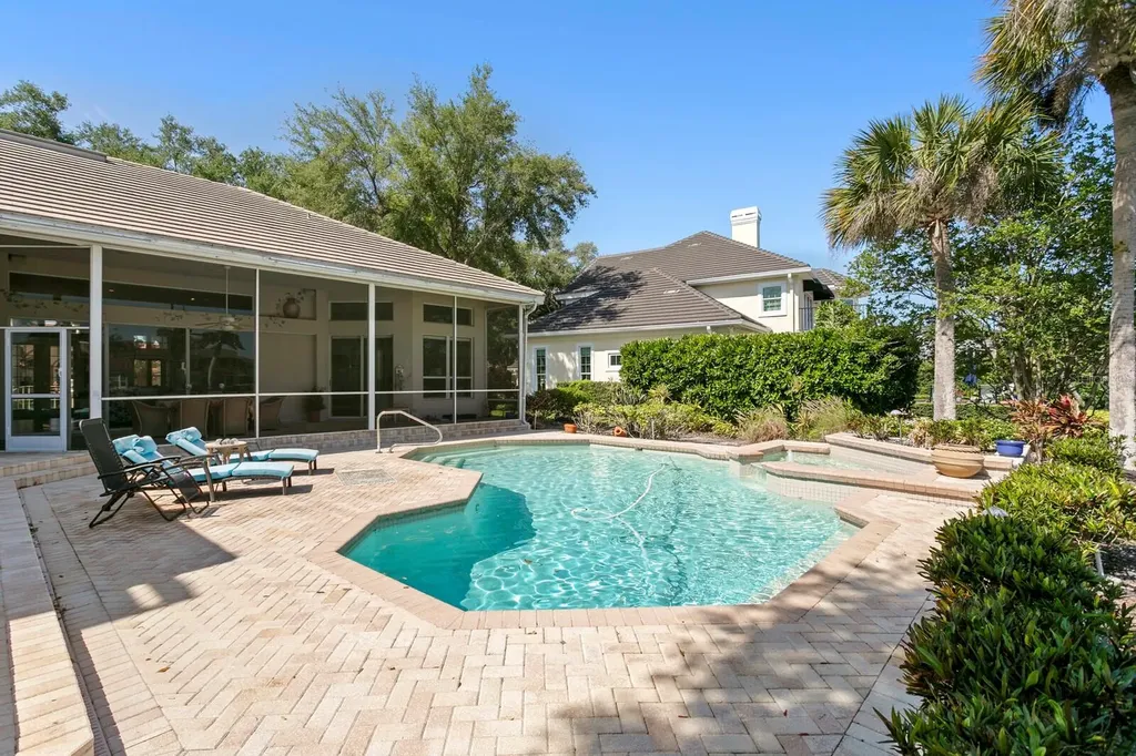 7361 Watersilk Drive Pinellas Park FL 33782