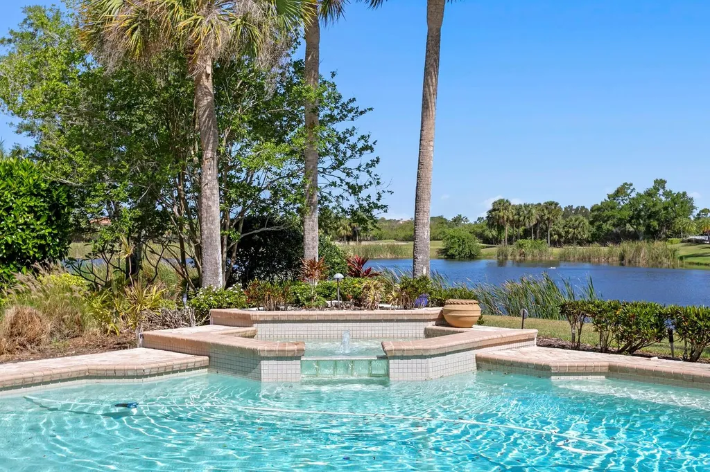 7361 Watersilk Drive Pinellas Park FL 33782
