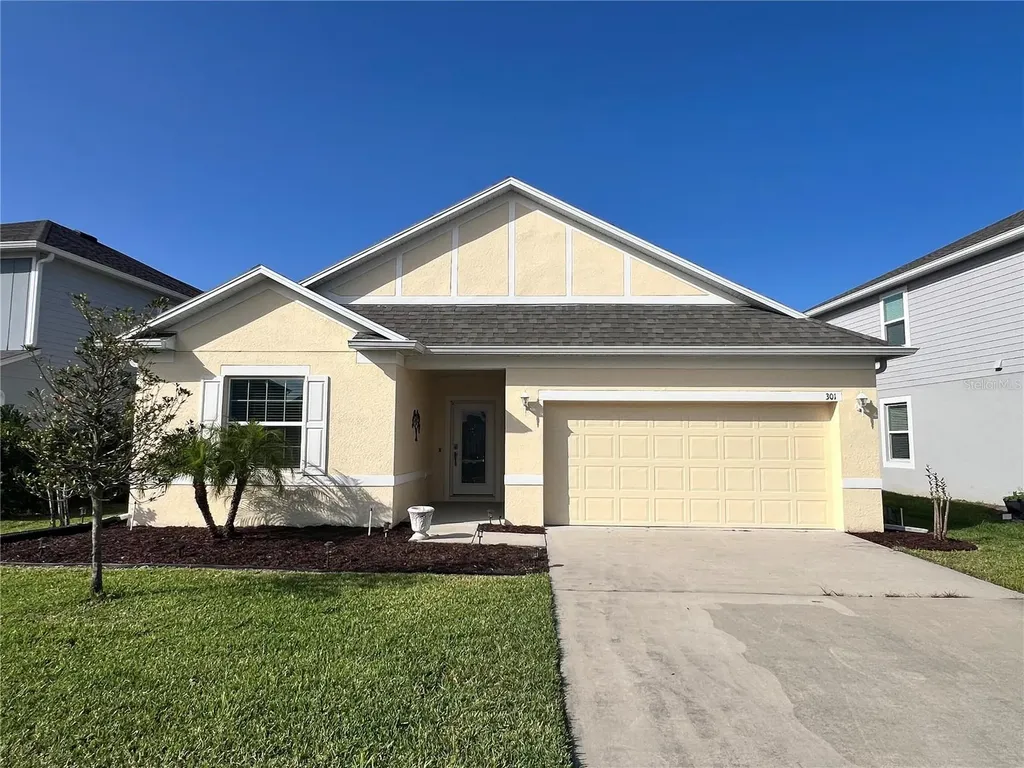 301 Jackson Loop Deland FL 32724