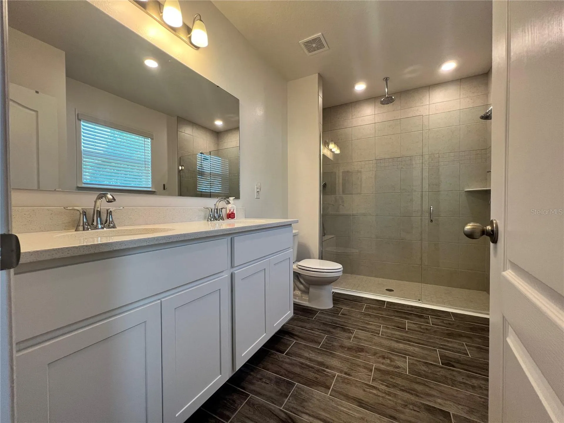 301 Jackson Loop Deland FL 32724