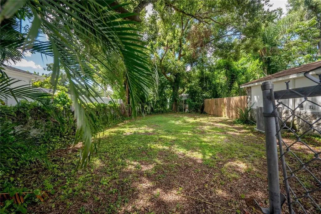 2307 E Osborne Avenue Tampa FL 33610