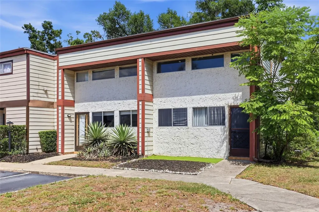 3918 Crayrich Circle Orlando FL 32839