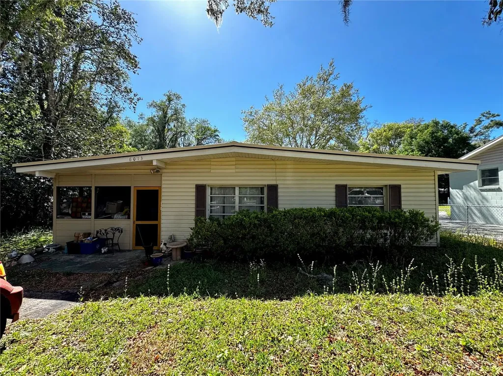6013 Idle A While Circle Dade City FL 33523