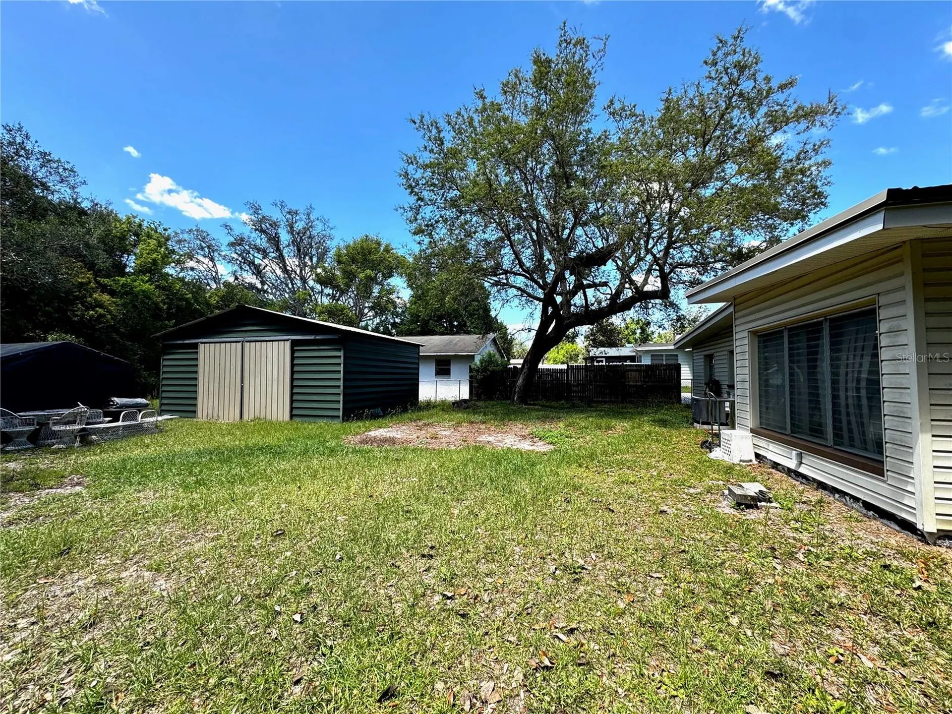 6013 Idle A While Circle Dade City FL 33523