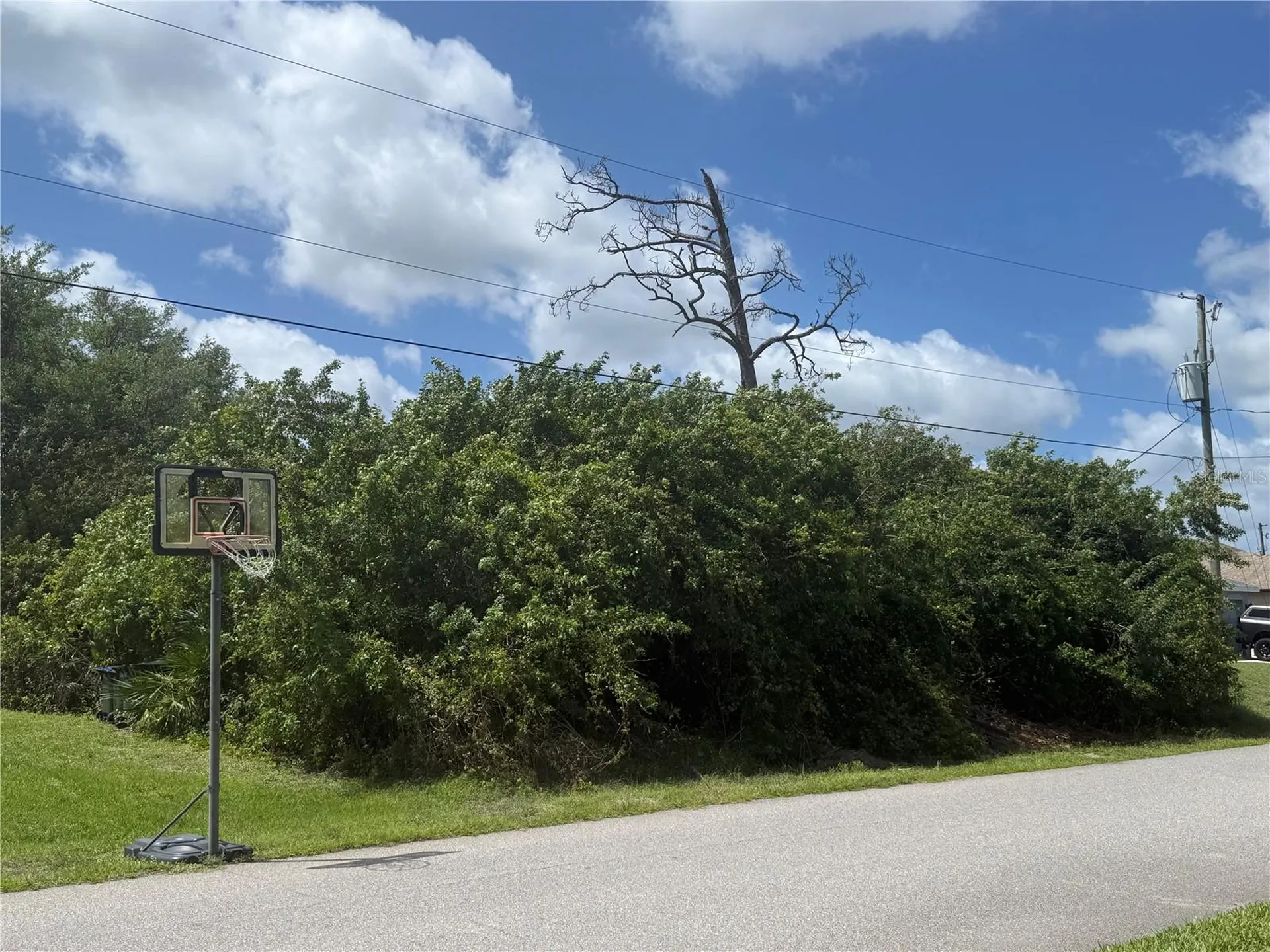 Nekoma Avenue North Port FL 34288