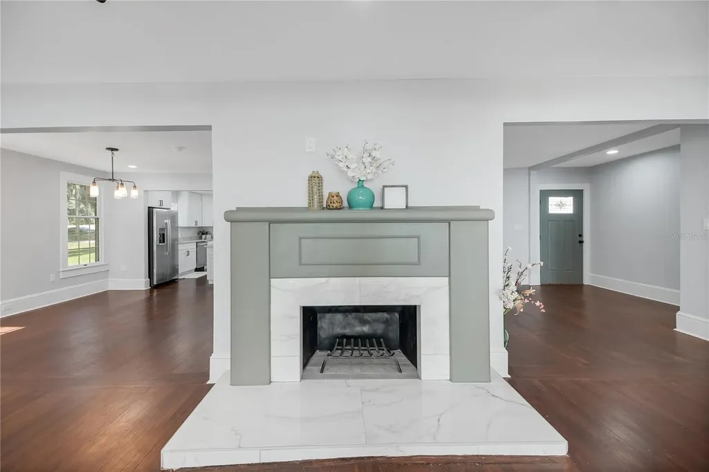 30437 Orange Drive Leesburg FL 34748