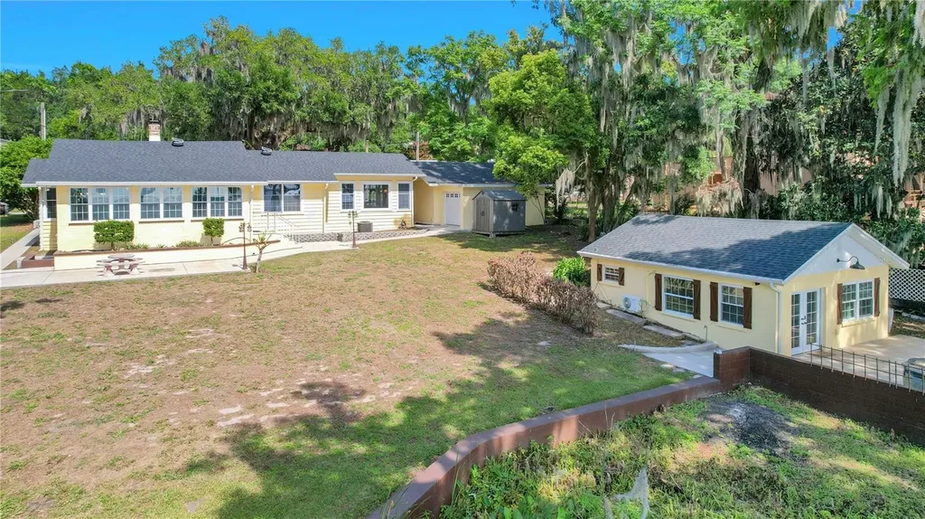 30437 Orange Drive Leesburg FL 34748
