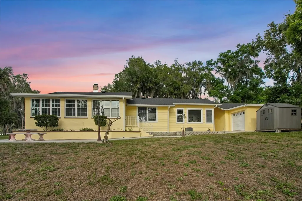 30437 Orange Drive Leesburg FL 34748