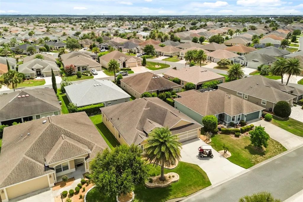 842 Pickett Road The Villages FL 32163