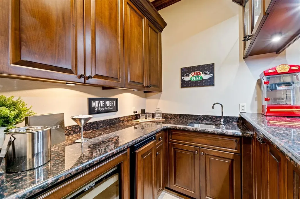 6004 Windham Place Tampa FL 33647