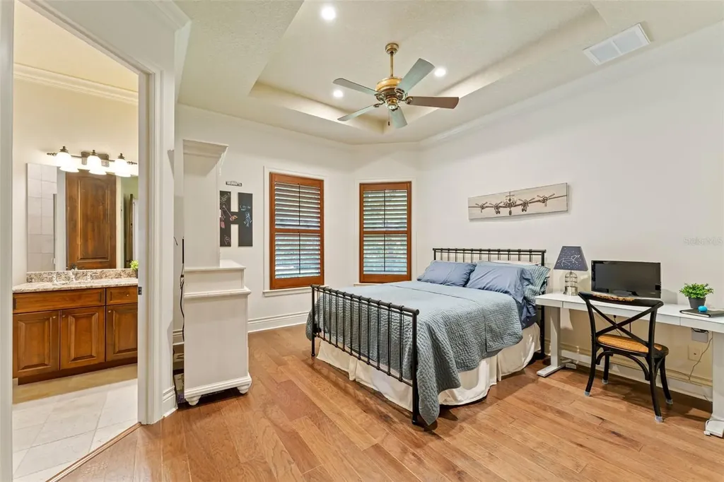 6004 Windham Place Tampa FL 33647