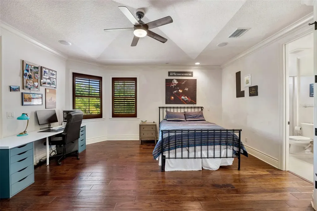 6004 Windham Place Tampa FL 33647