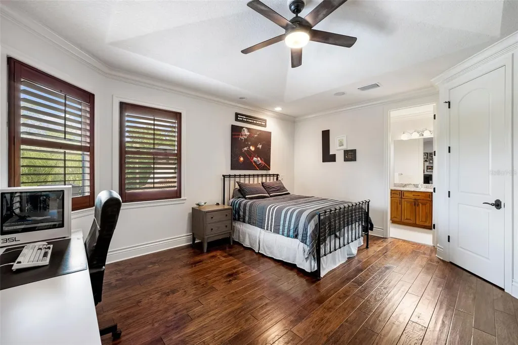 6004 Windham Place Tampa FL 33647