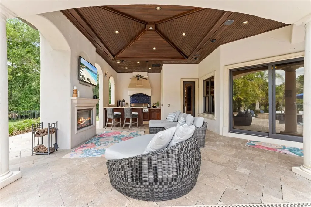 6004 Windham Place Tampa FL 33647