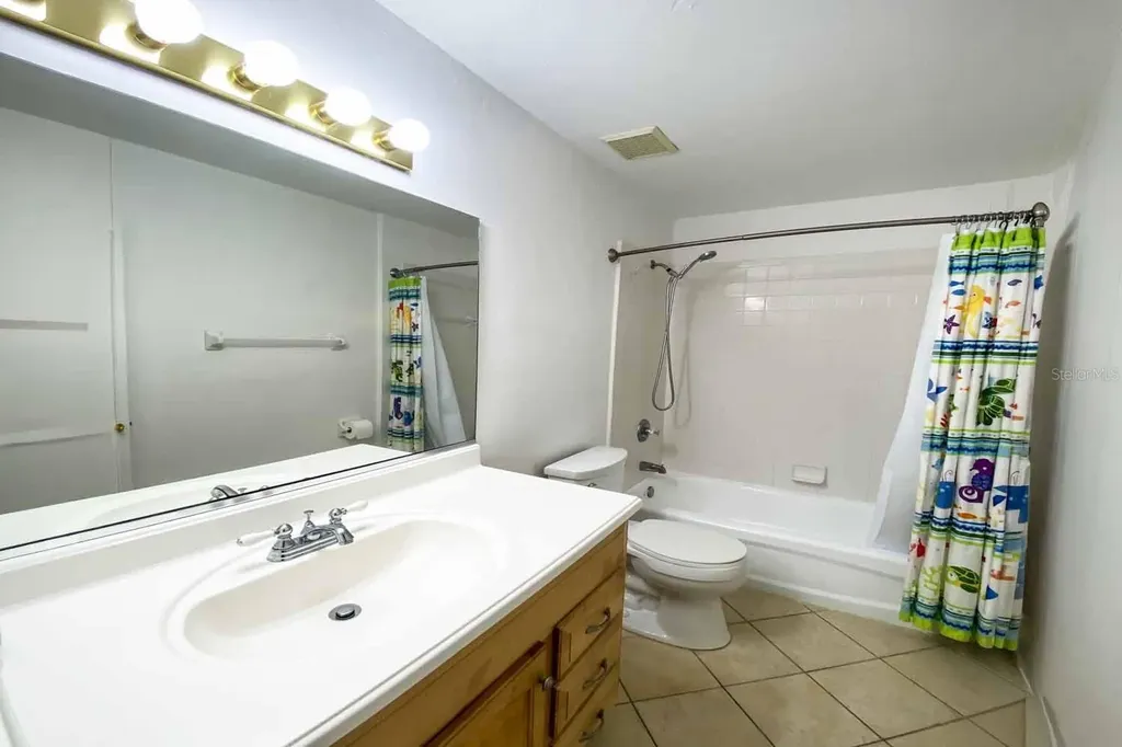 2525 NW 36th Lane Gainesville FL 32605