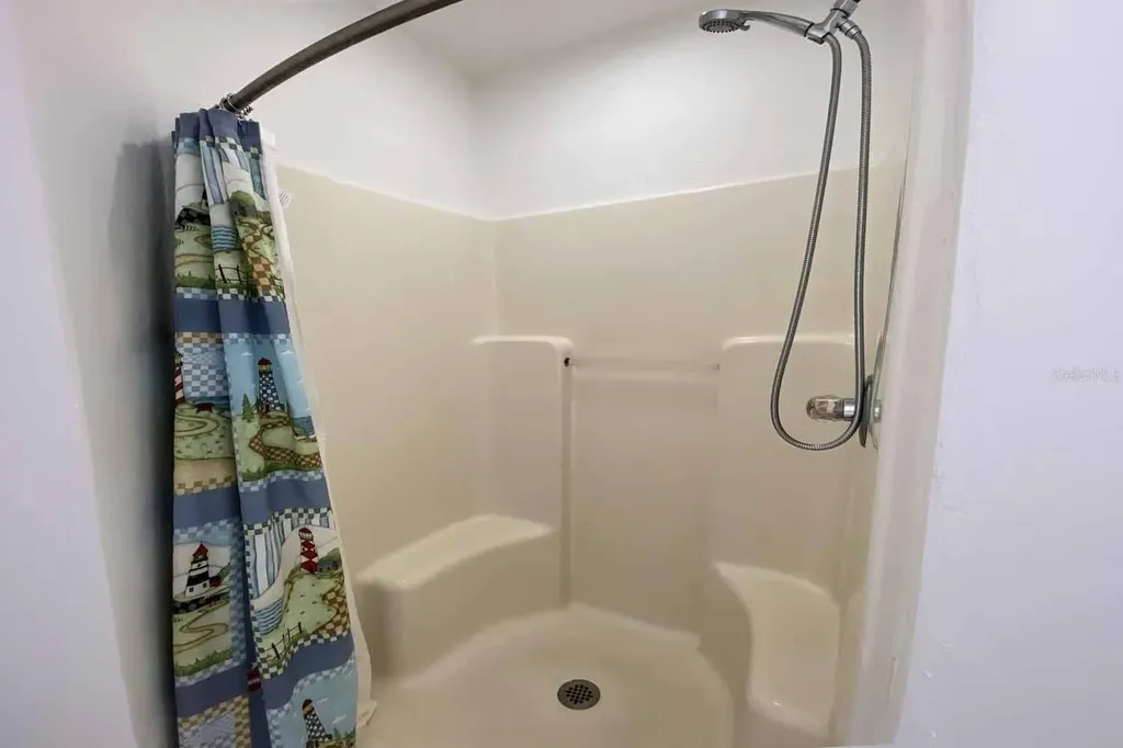 2525 NW 36th Lane Gainesville FL 32605