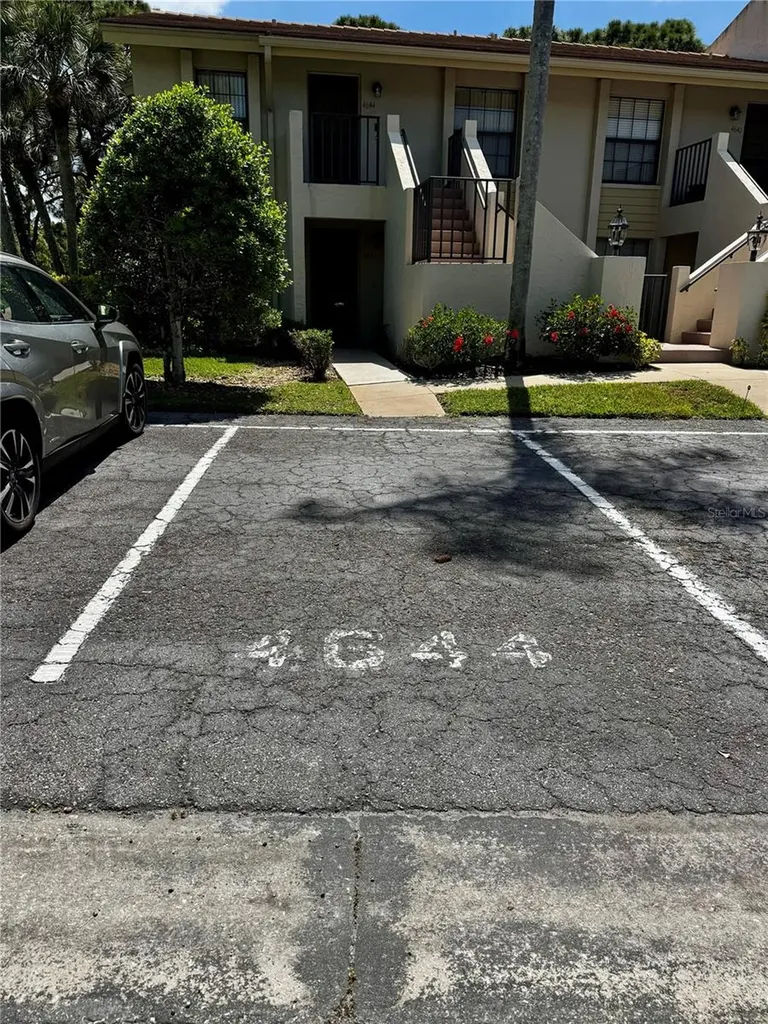 4644 Weybridge Sarasota FL 34235