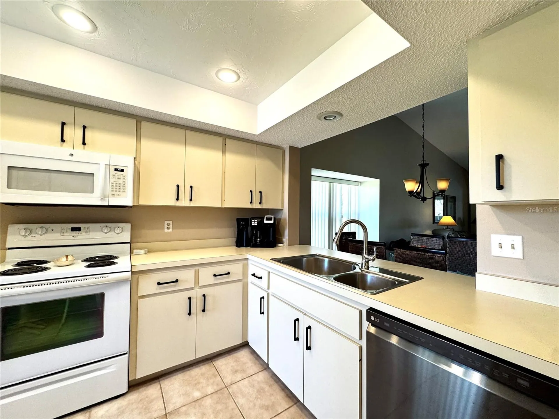 4644 Weybridge Sarasota FL 34235