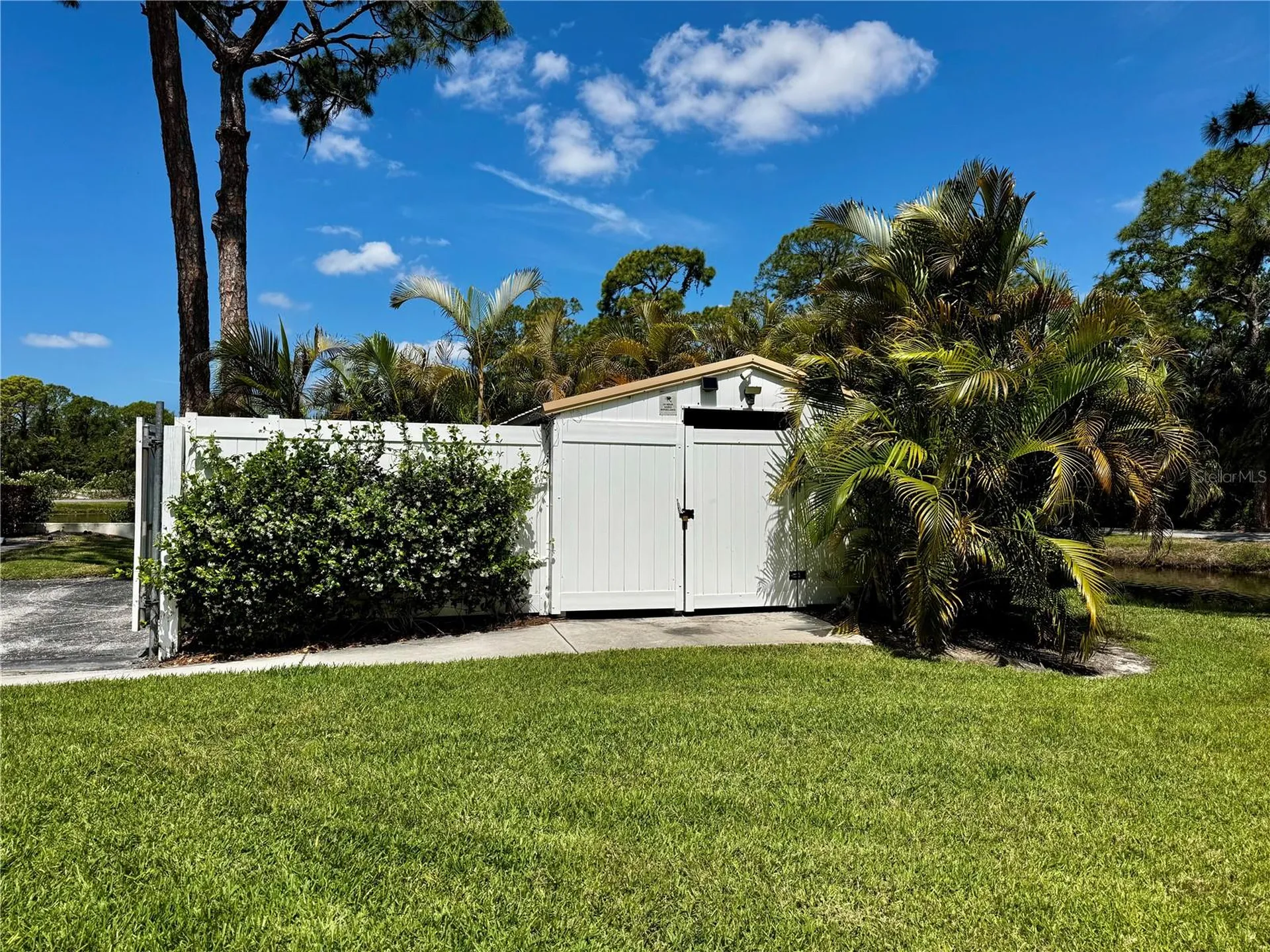 4644 Weybridge Sarasota FL 34235
