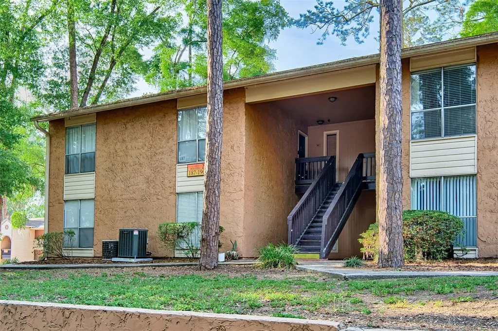 1810 NW 23rd Boulevard Gainesville FL 32605