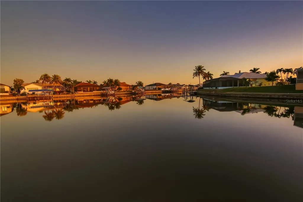 3302 NW 2nd Terrace Cape Coral FL 33993
