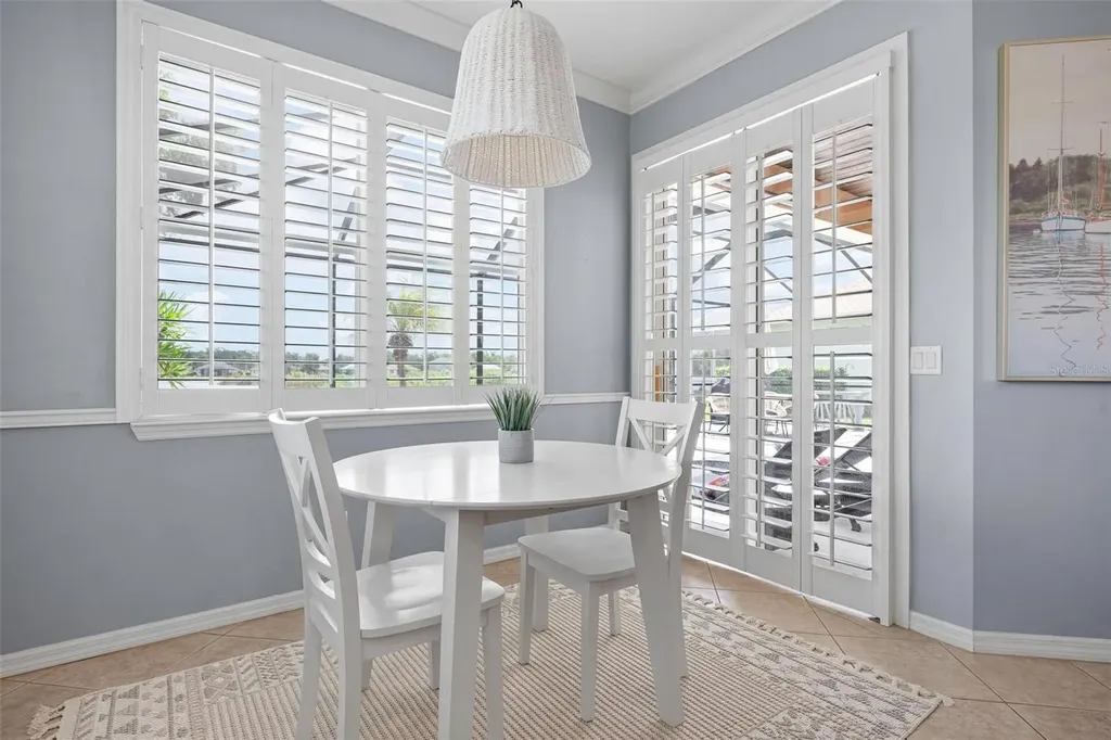 5012 Lakehurst Court Palmetto FL 34221