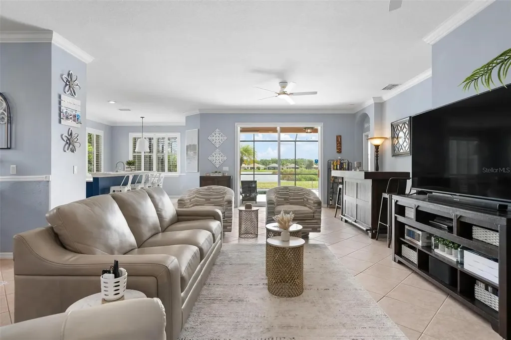 5012 Lakehurst Court Palmetto FL 34221