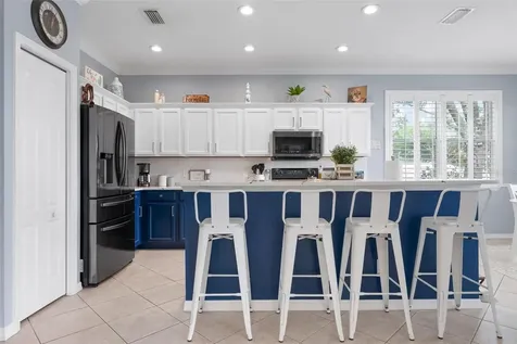 5012 Lakehurst Court Palmetto FL 34221