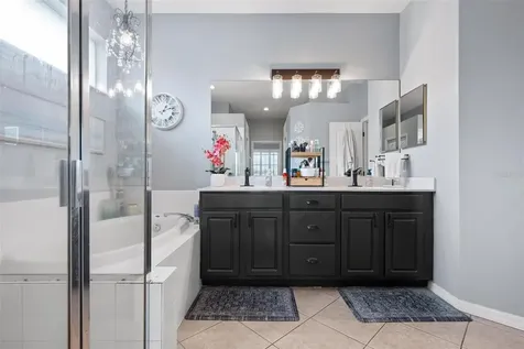 5012 Lakehurst Court Palmetto FL 34221