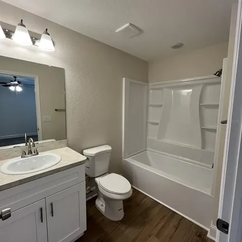 319 Dixie Highway Auburndale FL 33823