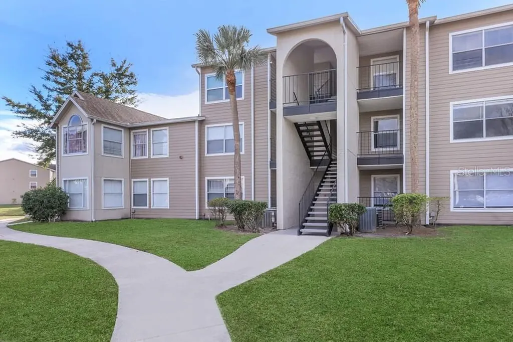 4760 Walden Circle Orlando FL 32811