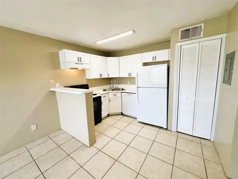 4760 Walden Circle Orlando FL 32811