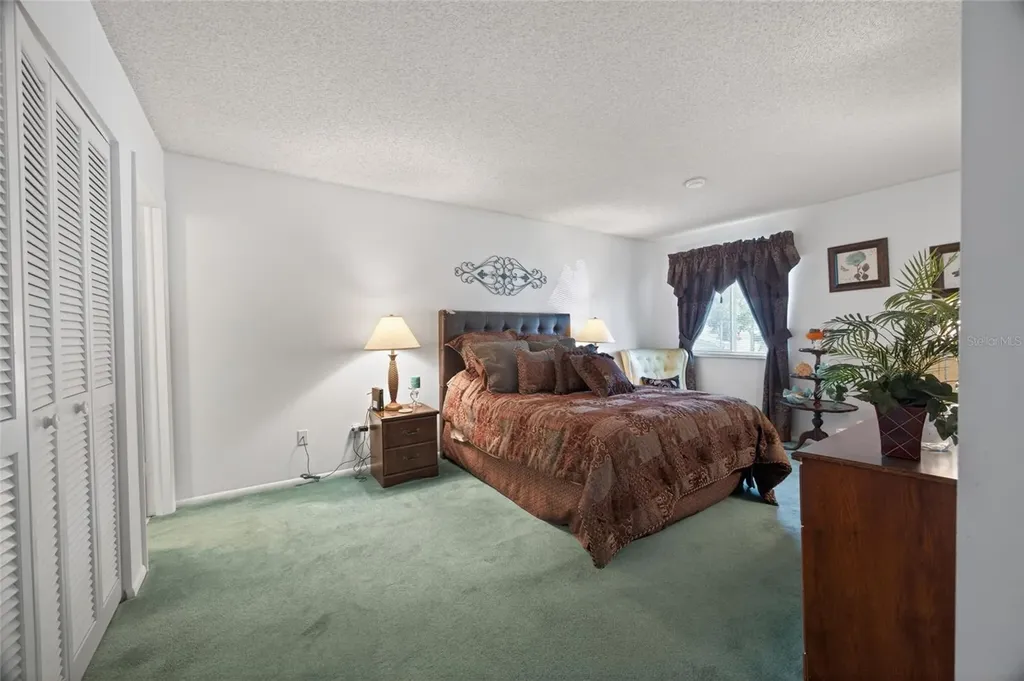569 Midway Drive Ocala FL 34472