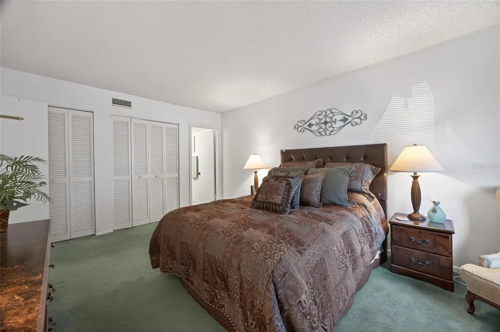 569 Midway Drive Ocala FL 34472