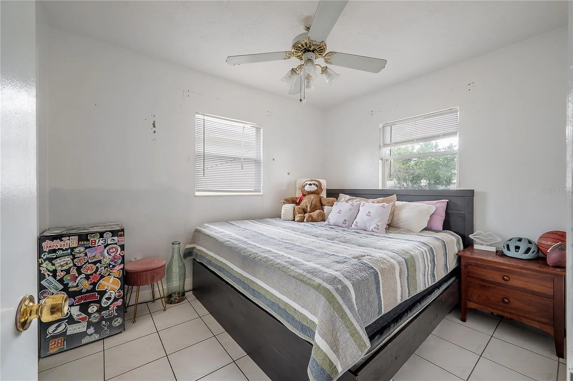 2119 W Henry Avenue Tampa FL 33603