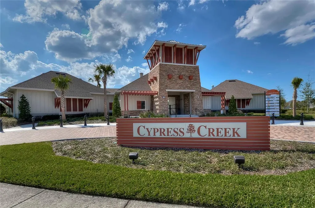 6823 Hazelnut Spice Drive Sun City Center FL 33573