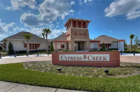 6823 Hazelnut Spice Drive Sun City Center FL 33573